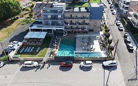Aegean Blue Apartments & Suites